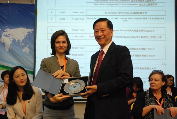 20141101 Intl PostGra Fair1 1