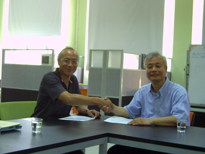 20060728-02001.jpg 20060728-02001.jpg